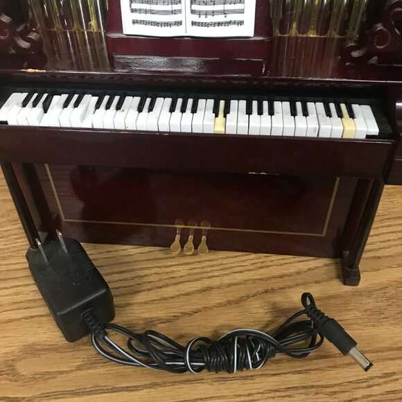 Mr. Christmas musical Holiday Fun Organ Piano Inspirational & Christmas - Picture 10 of 11